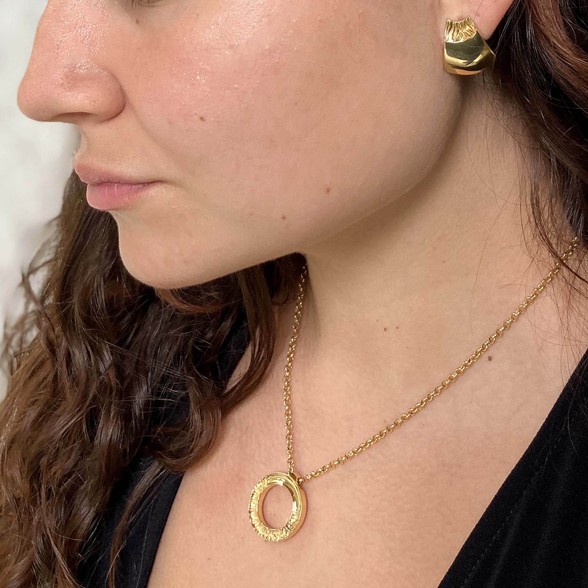 Infinity Necklace in Gold-Plated Bronze and Brass